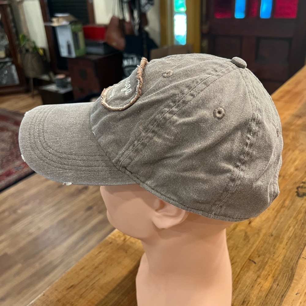 Outback Red Distressed Gray/Beige Cap - Picture 3 of 7